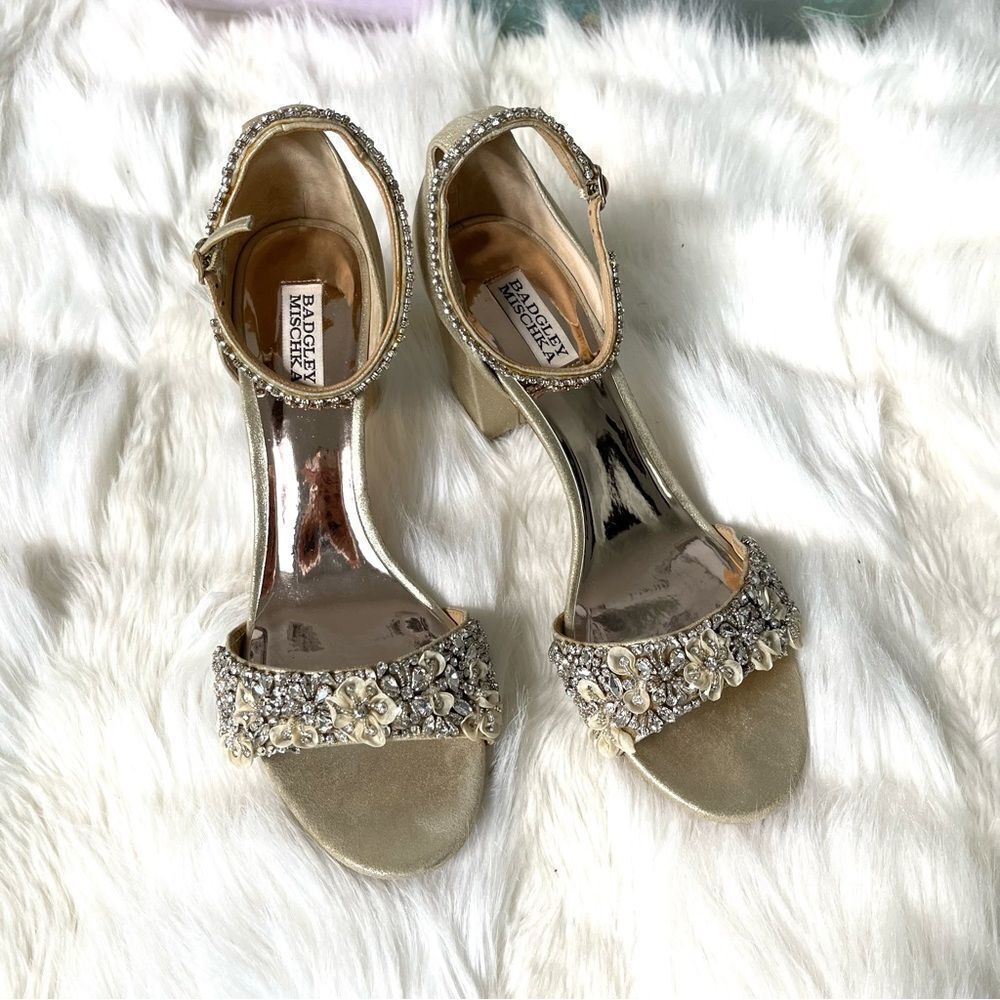 Badgley mischka heels 